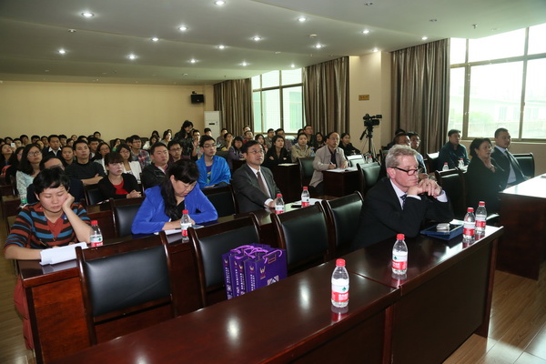 //www.sqyp.org/_mediafile/gmc/2014/05/13/1gf2ujjupu.jpg